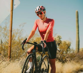 Dropdown Menu CTA Image //www.thepearlizumi.com/cdn/shop/files/Copy_of_1L2A7603-min_1_282x.jpg?v=1741147592